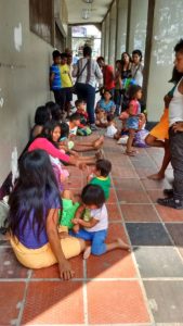 Familias desplazadas en Buenaventura.